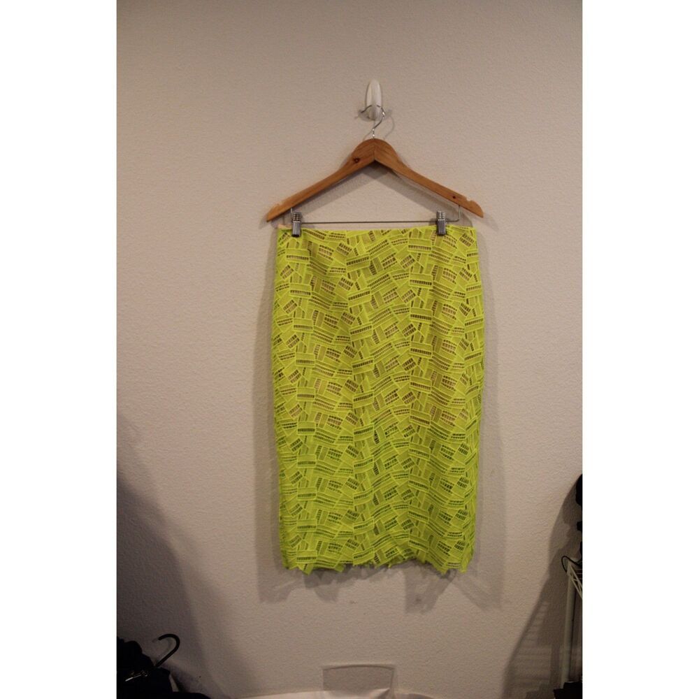 Veronica Beard size 12 womens bright yellow overlay below knee skirt nude under